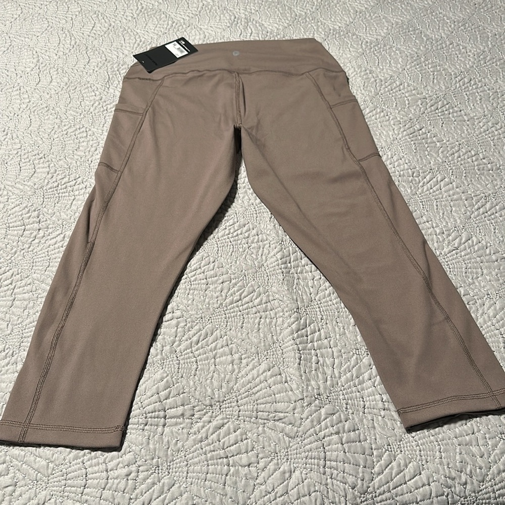 90 Degrees High Rise Cropped Mocha Leggings with Side Pockets, NWT’s, Size XL - Picture 6 of 7